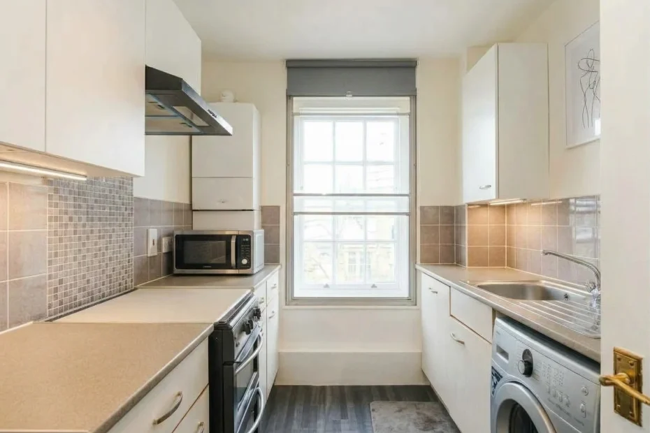 one-bedroom-flat-kitchen-image-care-leaver-accommodation